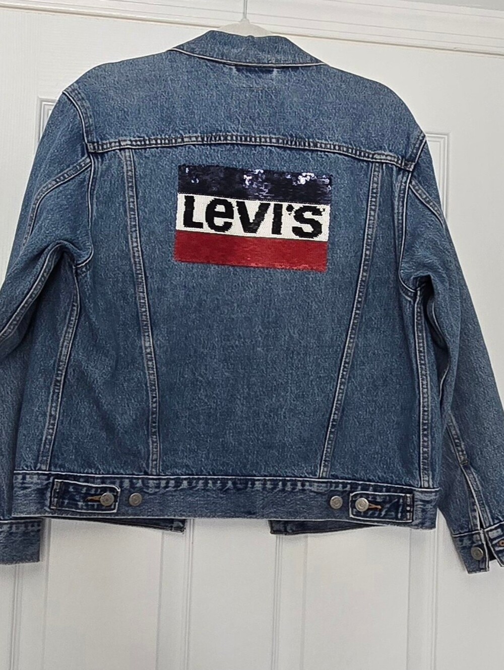 Classic Blue Denim Jacket - Men's & Women's Casual Trucker Style Size M - Picture 2 of 4